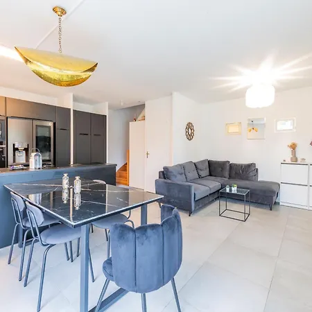 Holiday home Maison Design 2 Ch Proche Cdg, Paris Tremblay-en-France